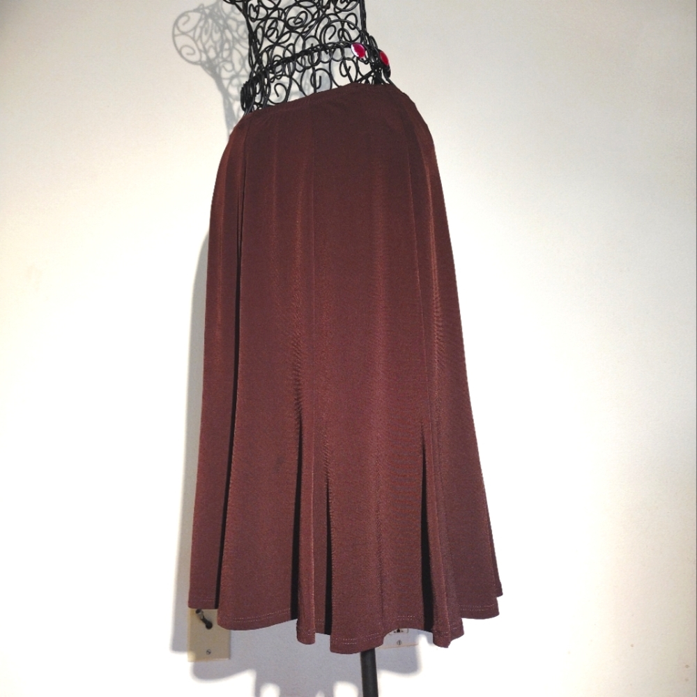 Bay Studio A-line Flare Elastic Waistband Chocolate Brown Skirt Size PM - Picture 3 of 10